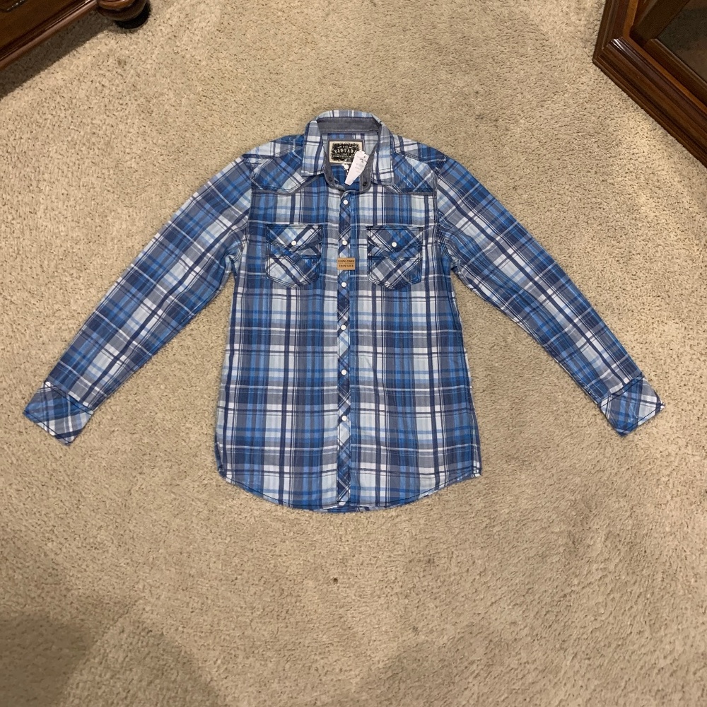 Buckle Button Shirt With White Pearl Snaps Size Medium.